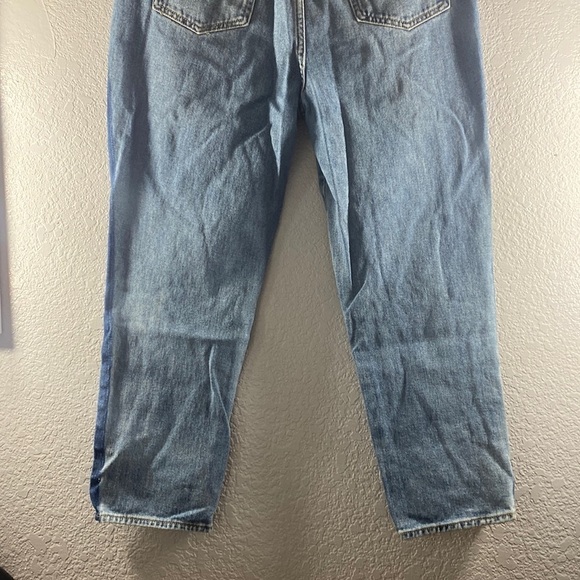 Pacsun Two Tone High Waist Mom Jeans - Picture 8 of 9